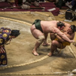 Comment les scandales publics dans le sumo affectent le statut des rikishi et les promotions au banzuke